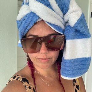 Meet your Posher, Laci